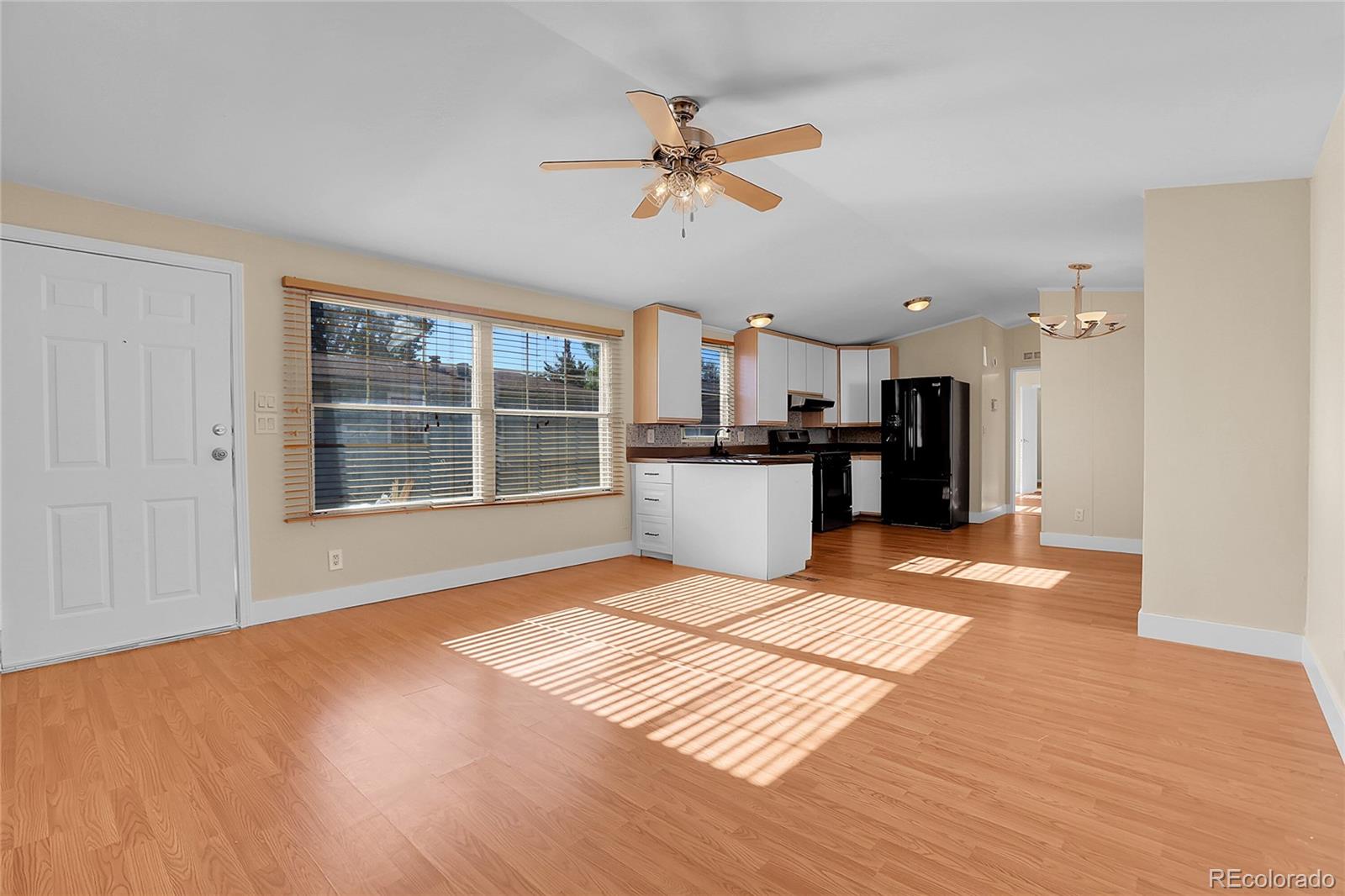 2885 E Midway Boulevard