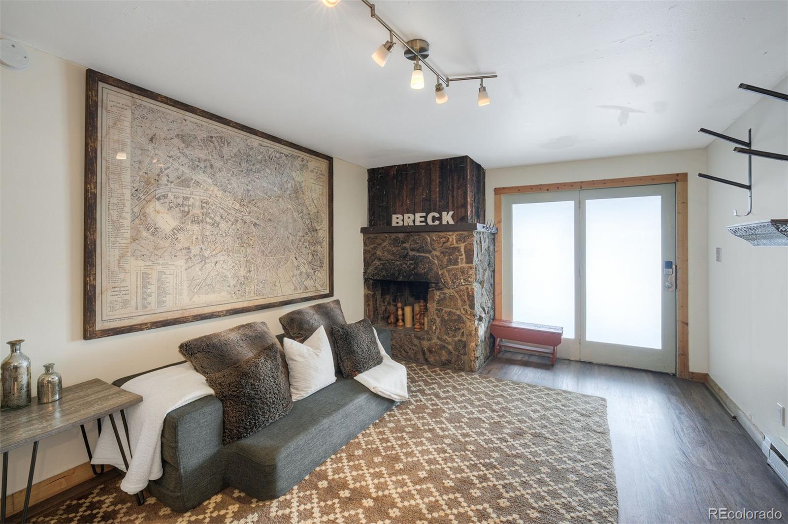 214 N Main Street 27