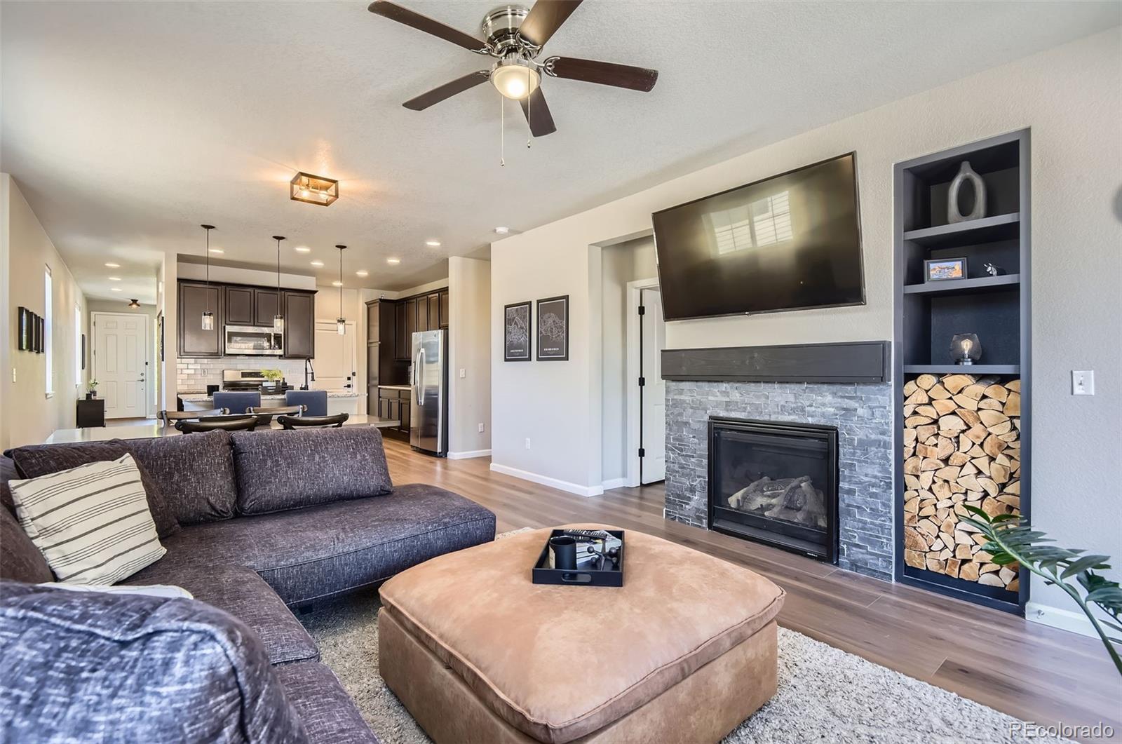 3323 Youngheart Way, Castle Rock, CO, 80109 2 3323 Youngheart Way