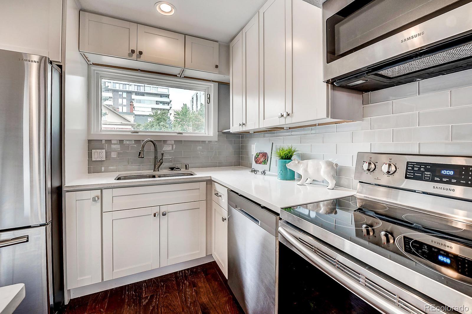 704 N Pearl Street 321