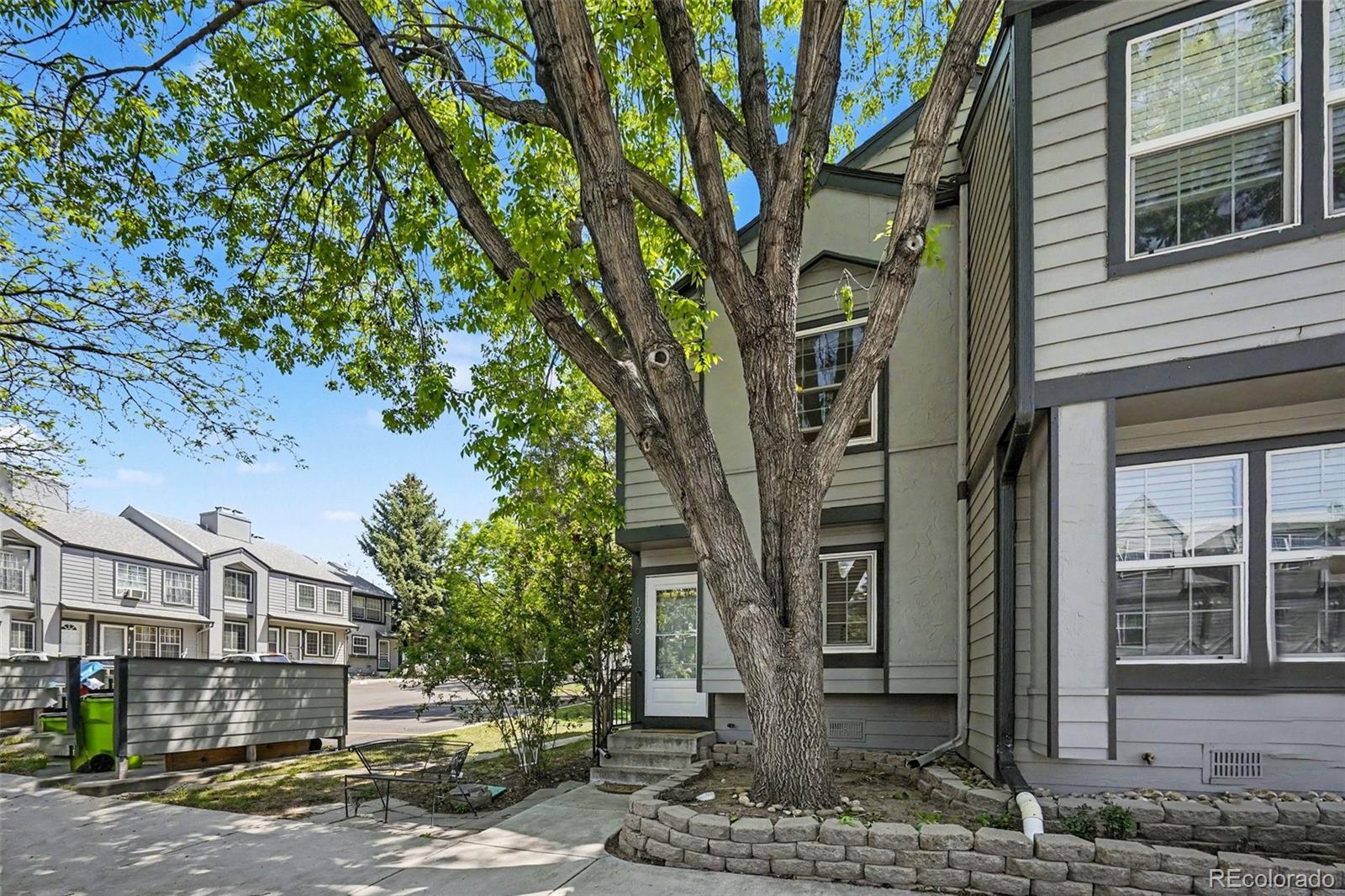 1936 Newland Court