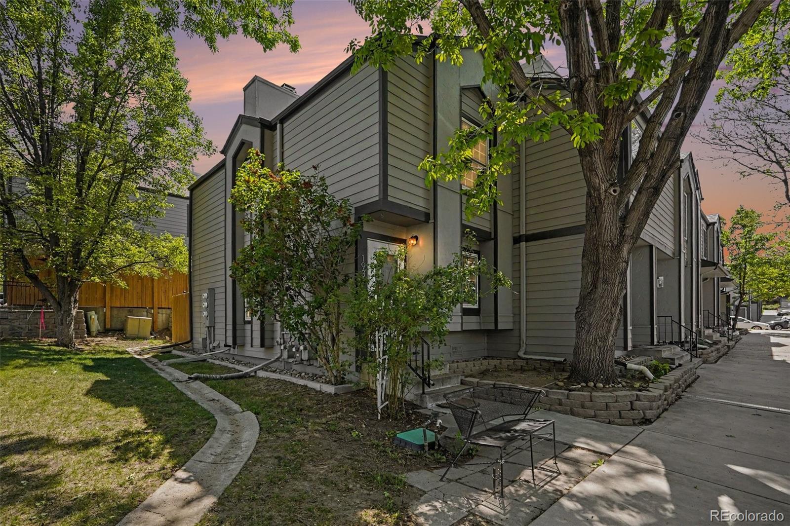 1936 Newland Court