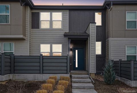 6613 N Ceylon Street Denver CO 80249