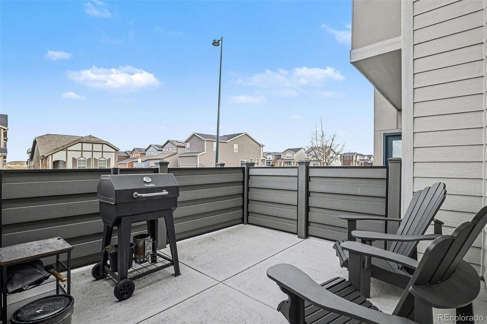 6613 N Ceylon Street