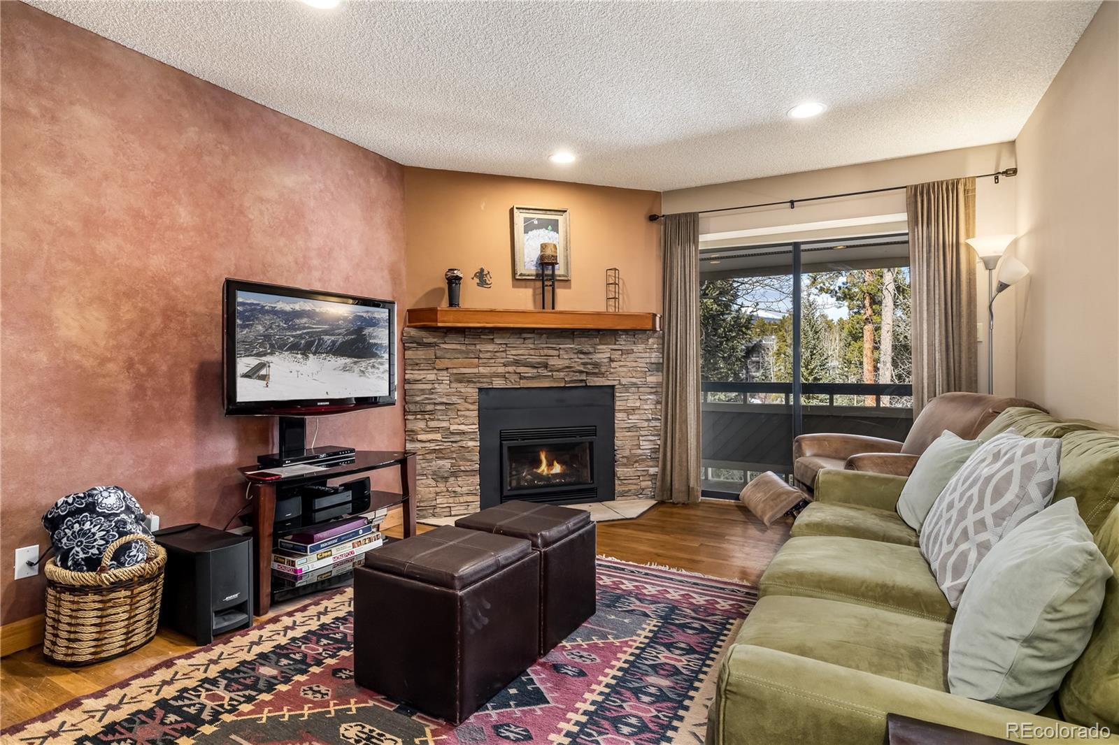 1001 Grandview Drive 22