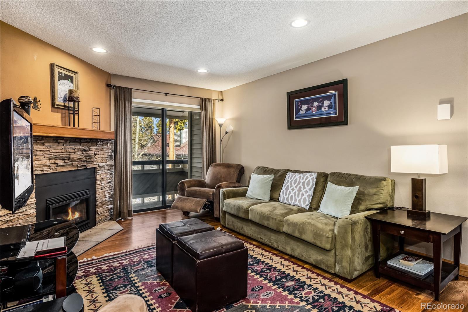 1001 Grandview Drive 22