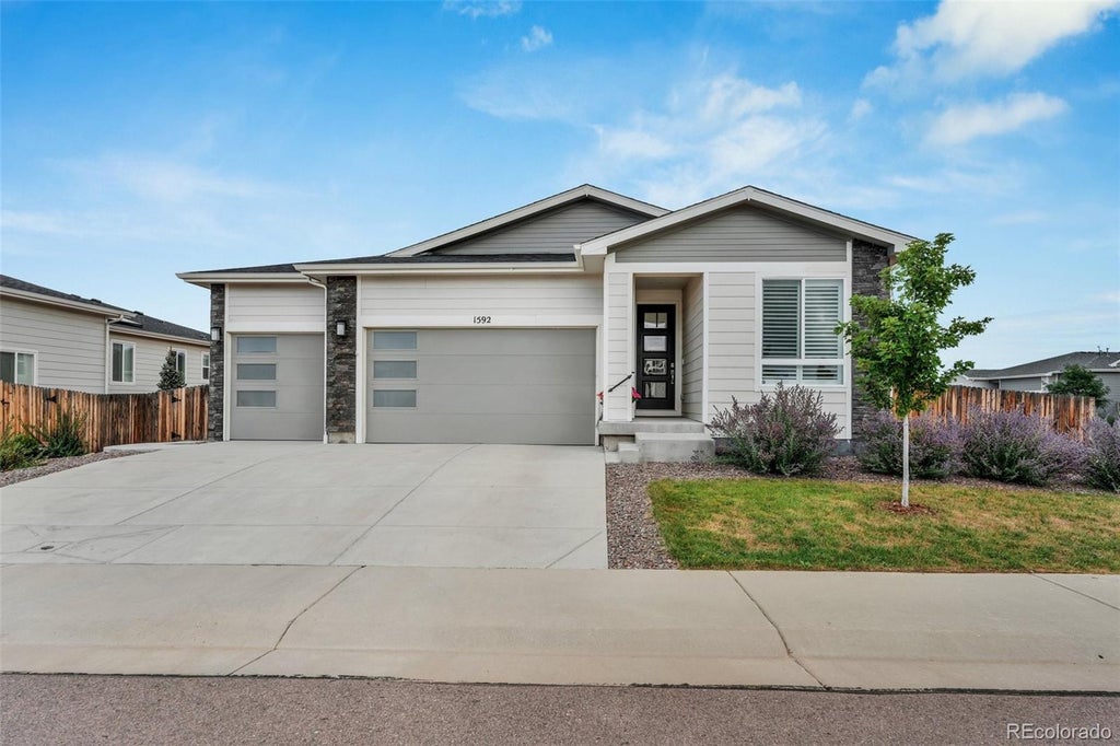 Photo of 1592 Maggie Mae Lane, Castle Rock, CO 80104 (MLS # 8052139)