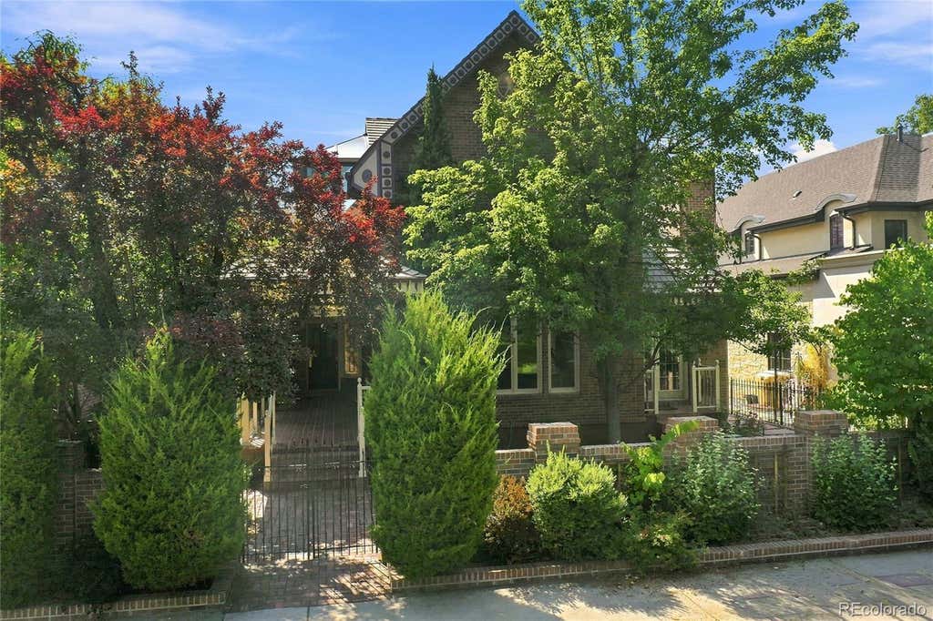 Photo of 2411 E Cedar Avenue, Denver, CO 80209 (MLS # 6375094)