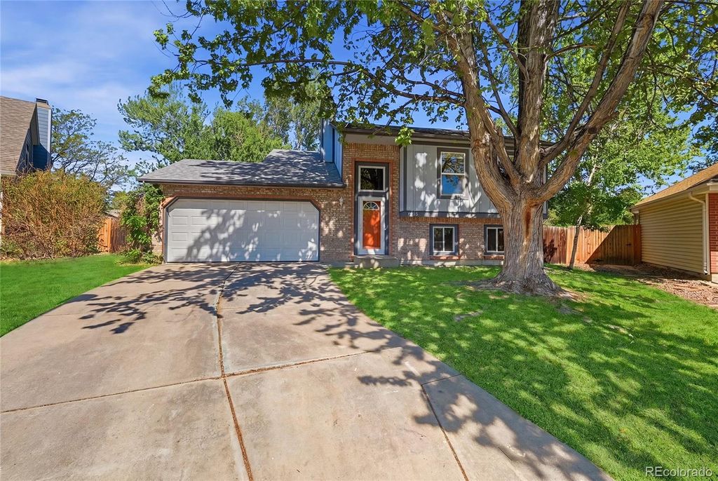 Photo of 13755 W 65th Drive, Arvada, CO 80004 (MLS # 5623311)