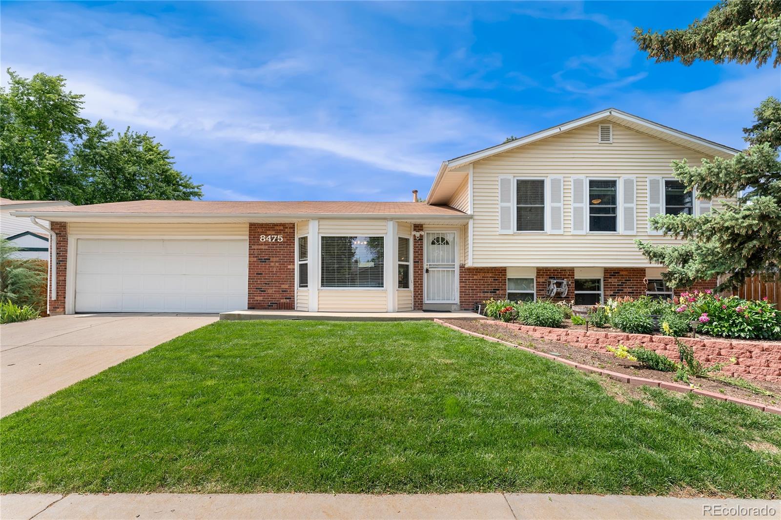 8475 W 74th Drive