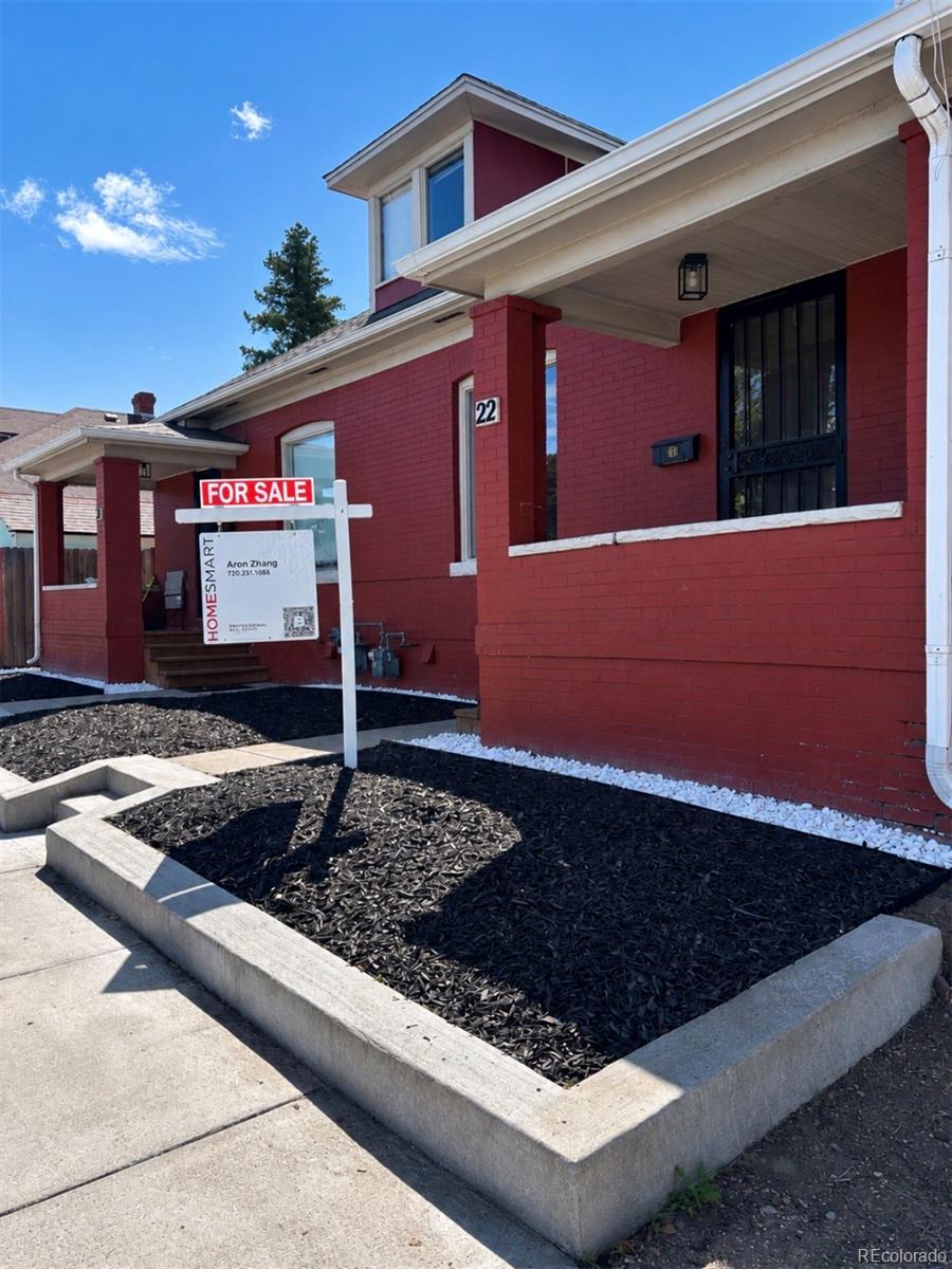 22 E Exposition Avenue