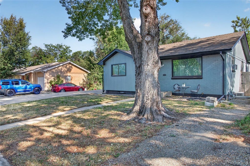 Photo of 11714 Quam Drive, Denver, CO 80233 (MLS # 3857595)