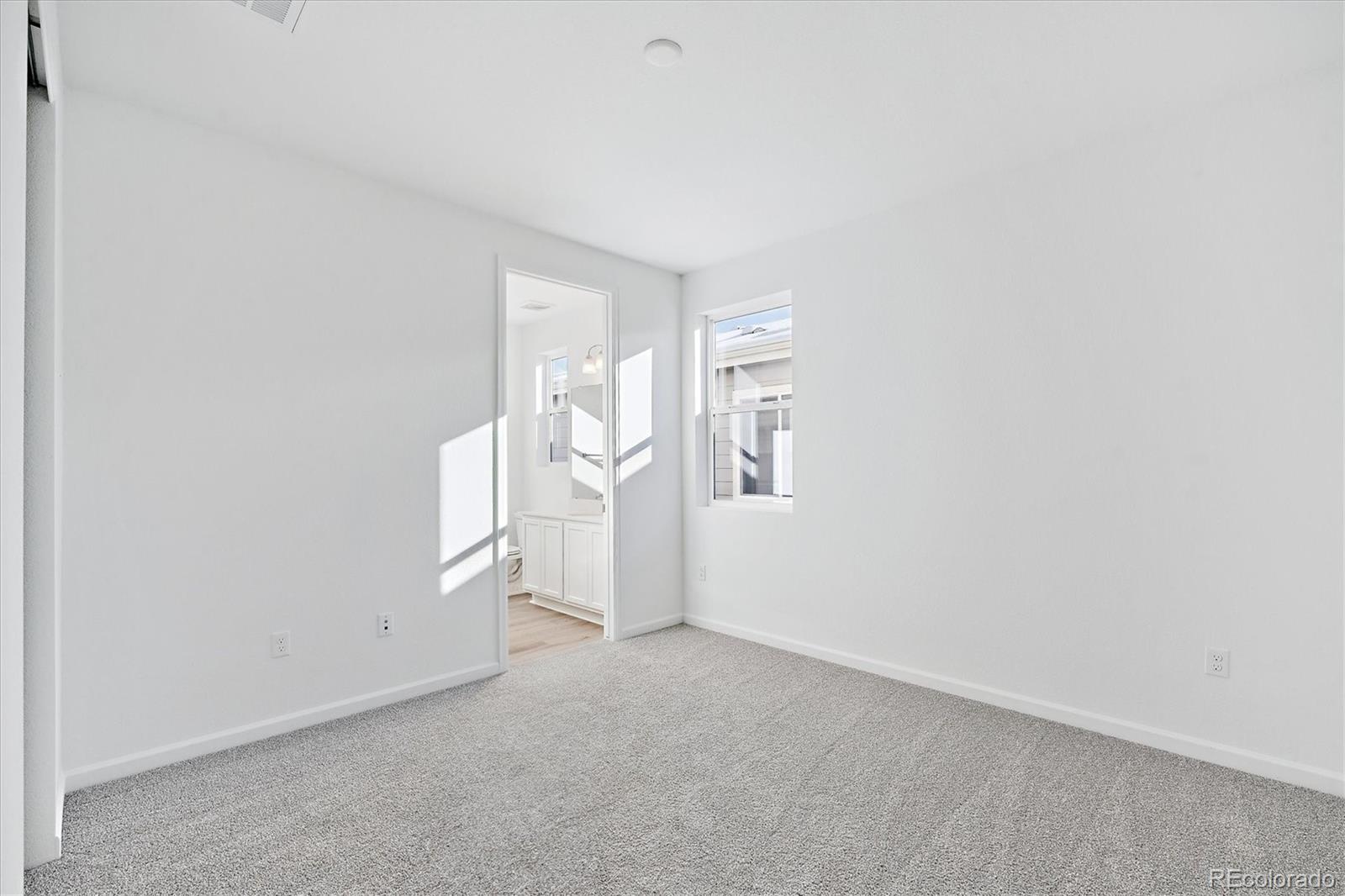 376 Lake Granby Avenue