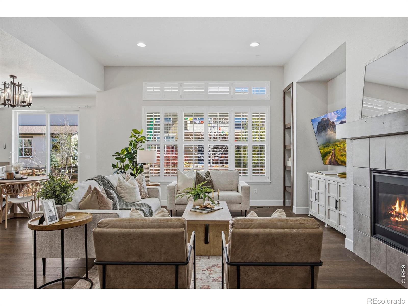 950 Rocky Ridge Circle