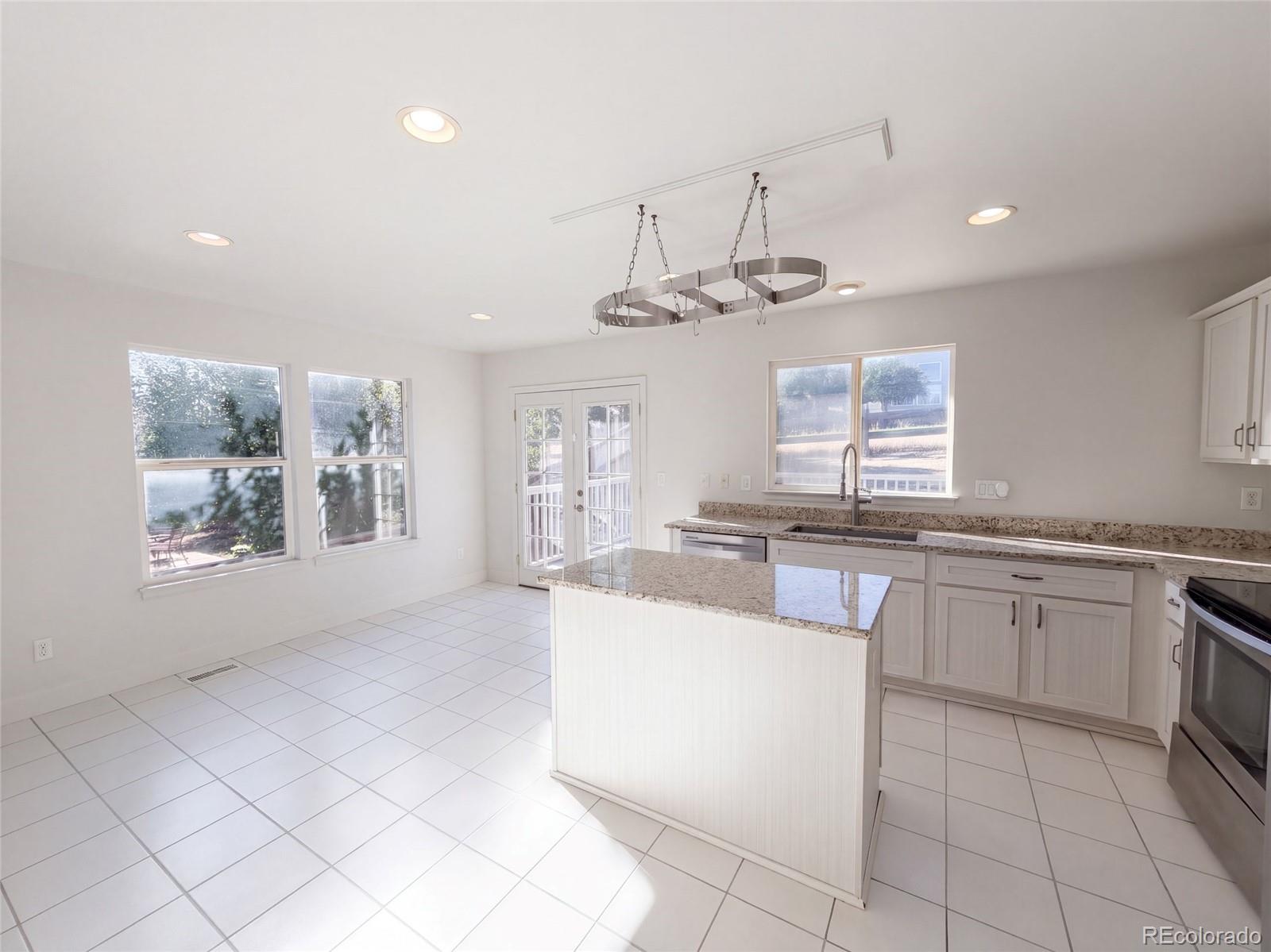 10009 Strathfield Lane