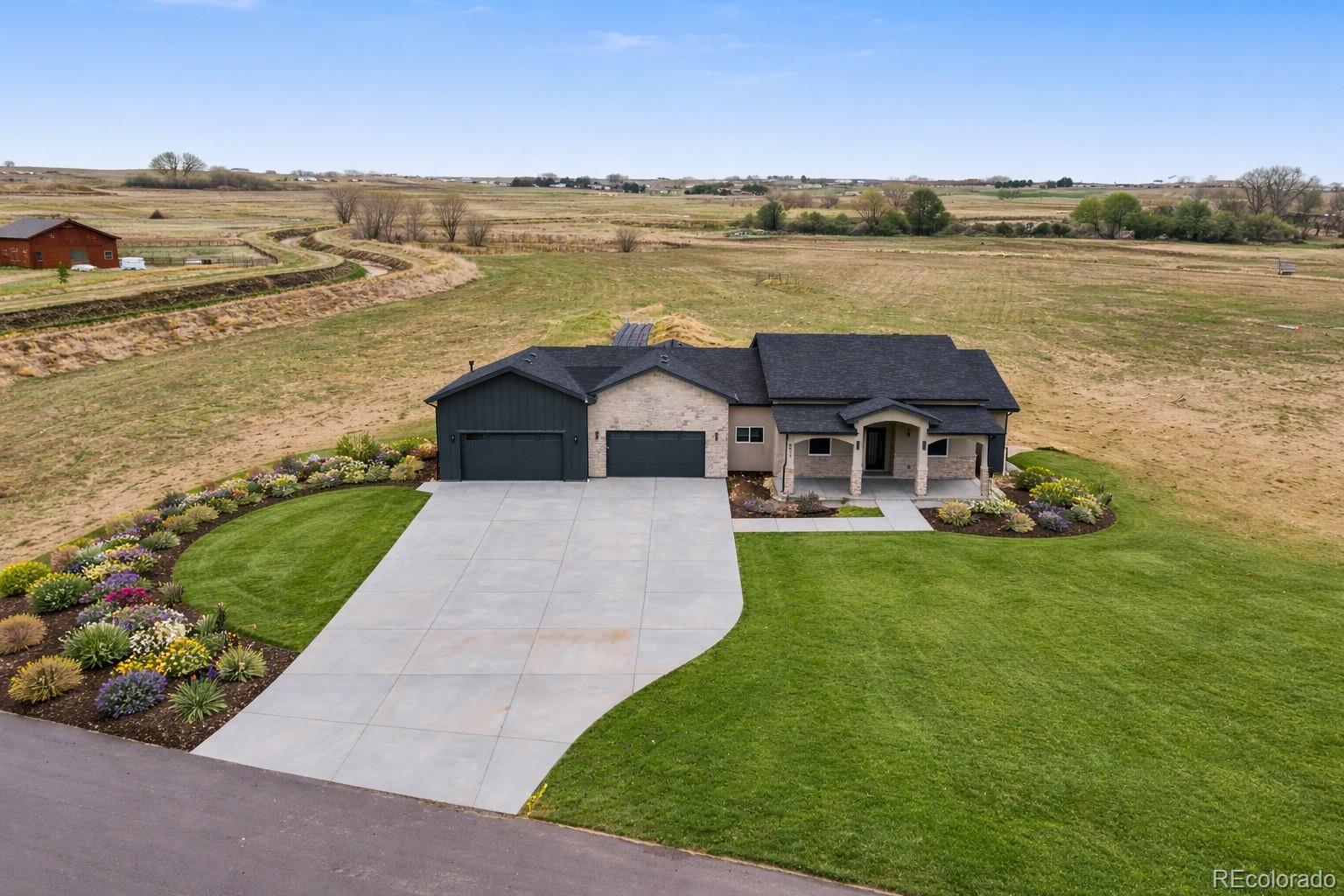 4611 Meadow Lark Road