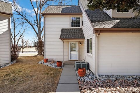 Photo of 2132 S Victor Street #A, Aurora, CO 80014 (MLS # 2012263)