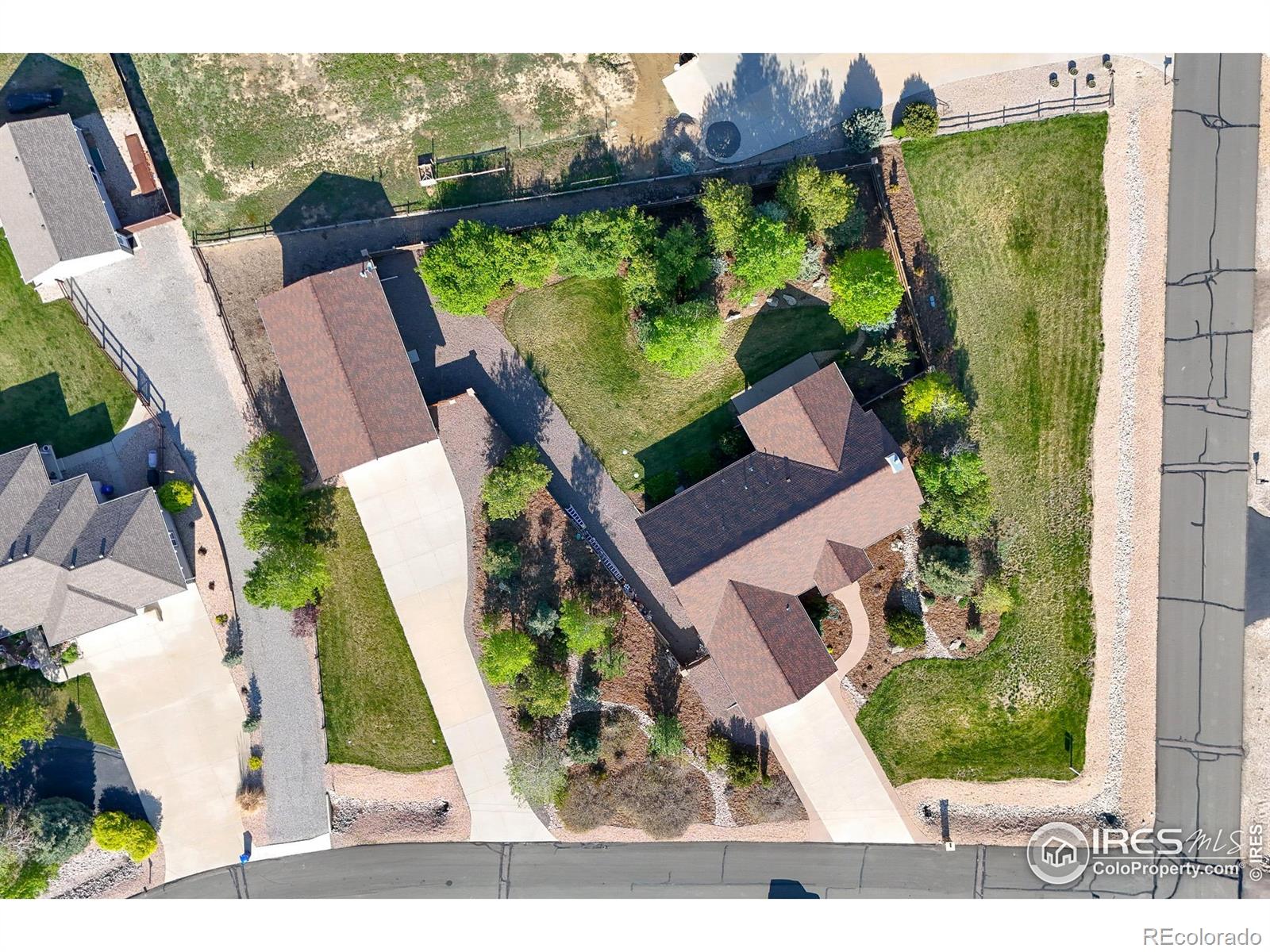 6825 Apache Road