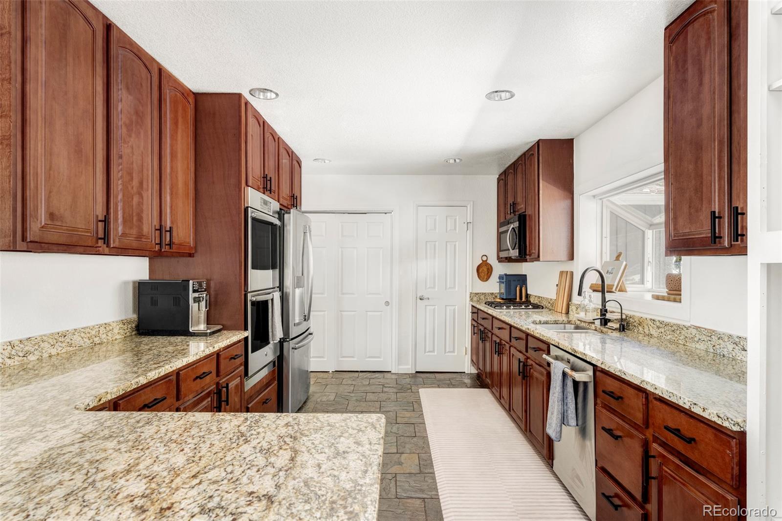 23233 Valley High Road