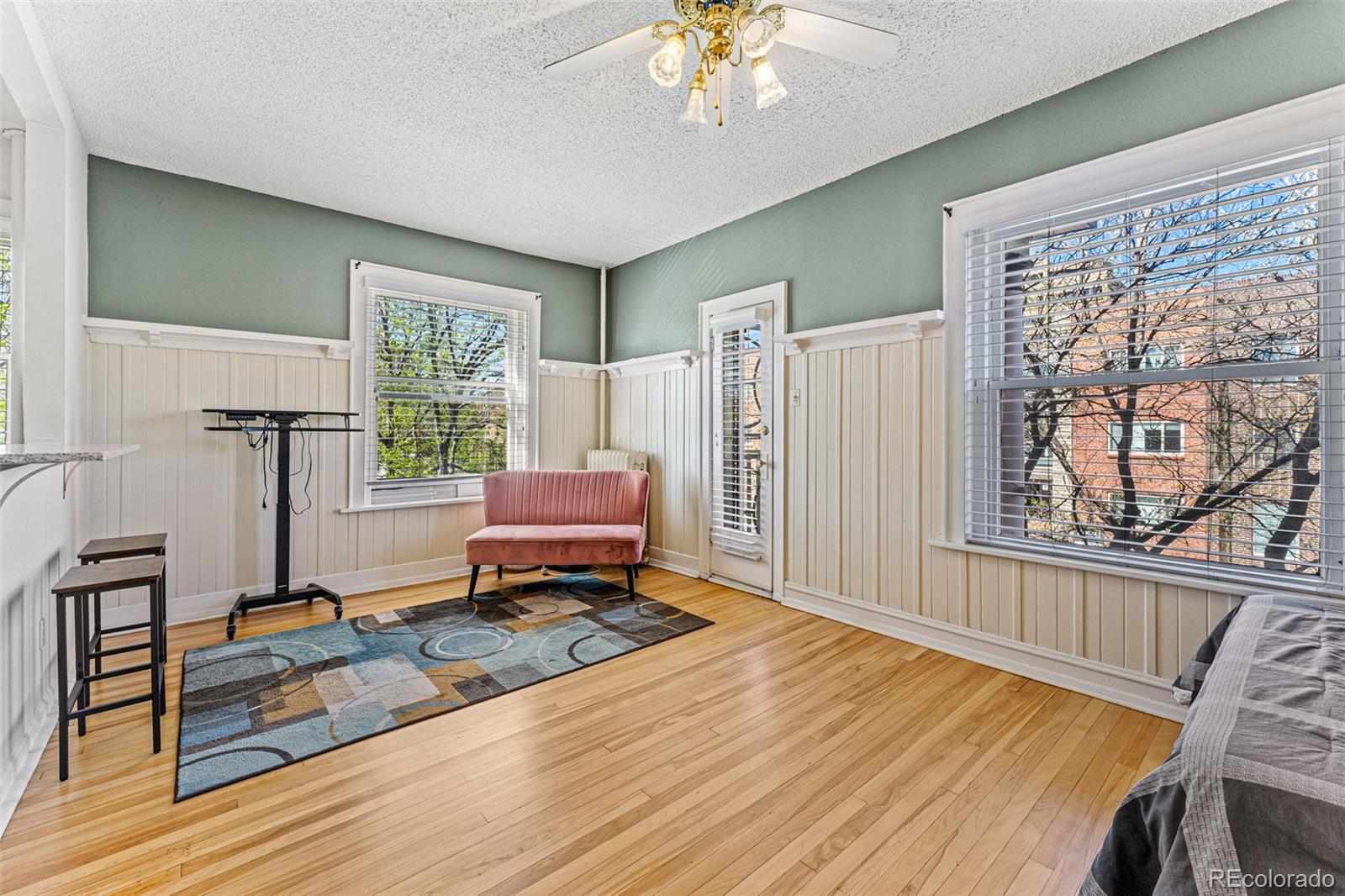 1356 N Pearl Street 202