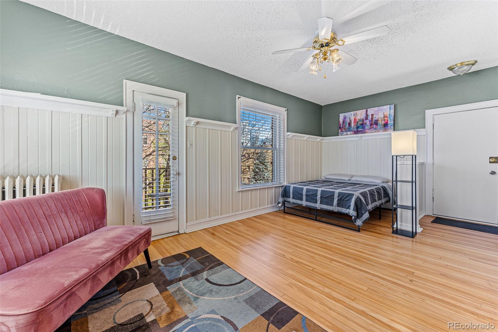 1356 N Pearl Street 202