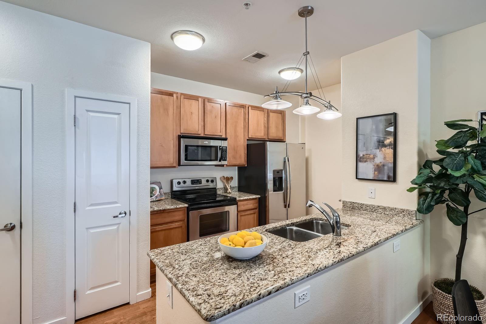 4100 Albion St Street 611