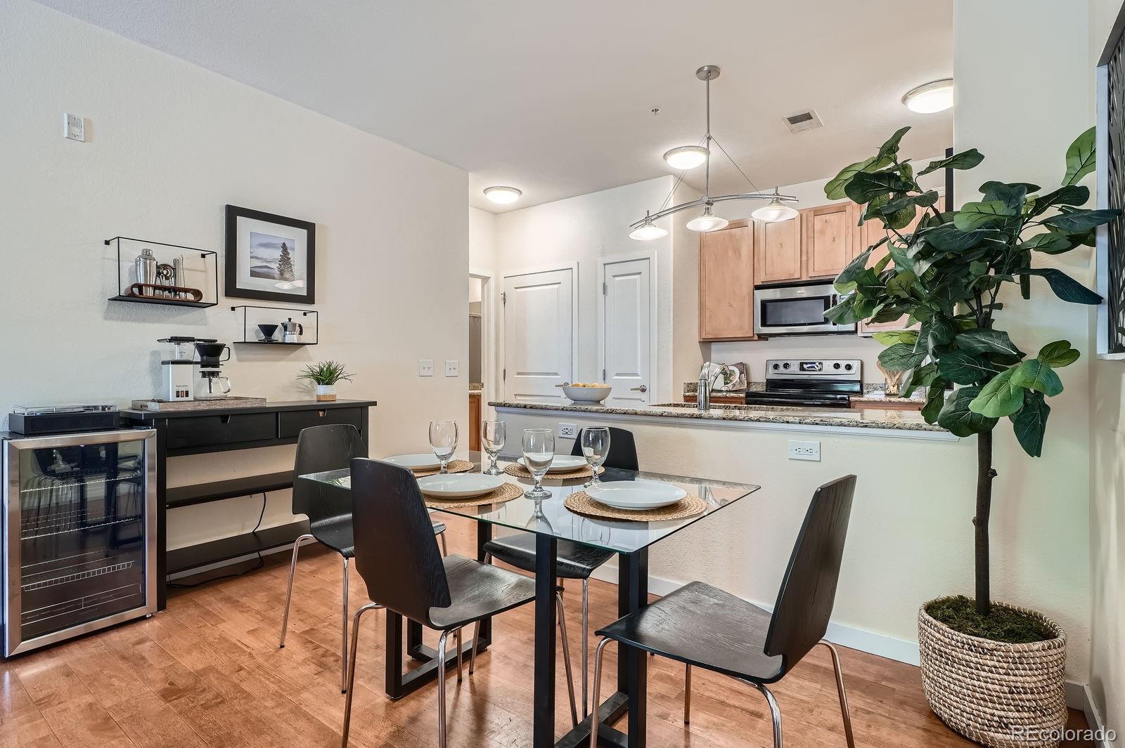 4100 Albion St Street 611