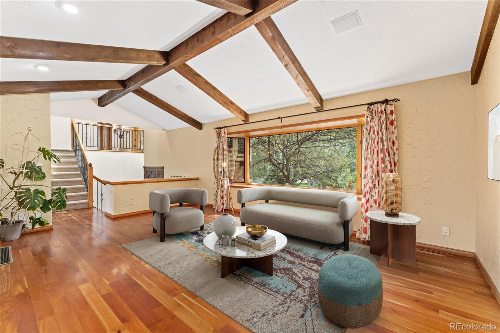 7302 Island Circle