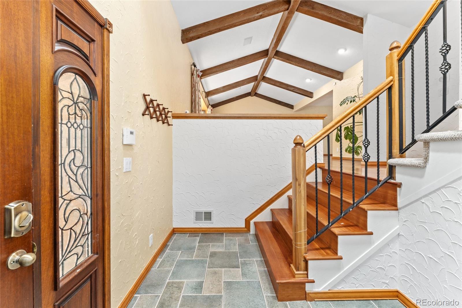7302 Island Circle