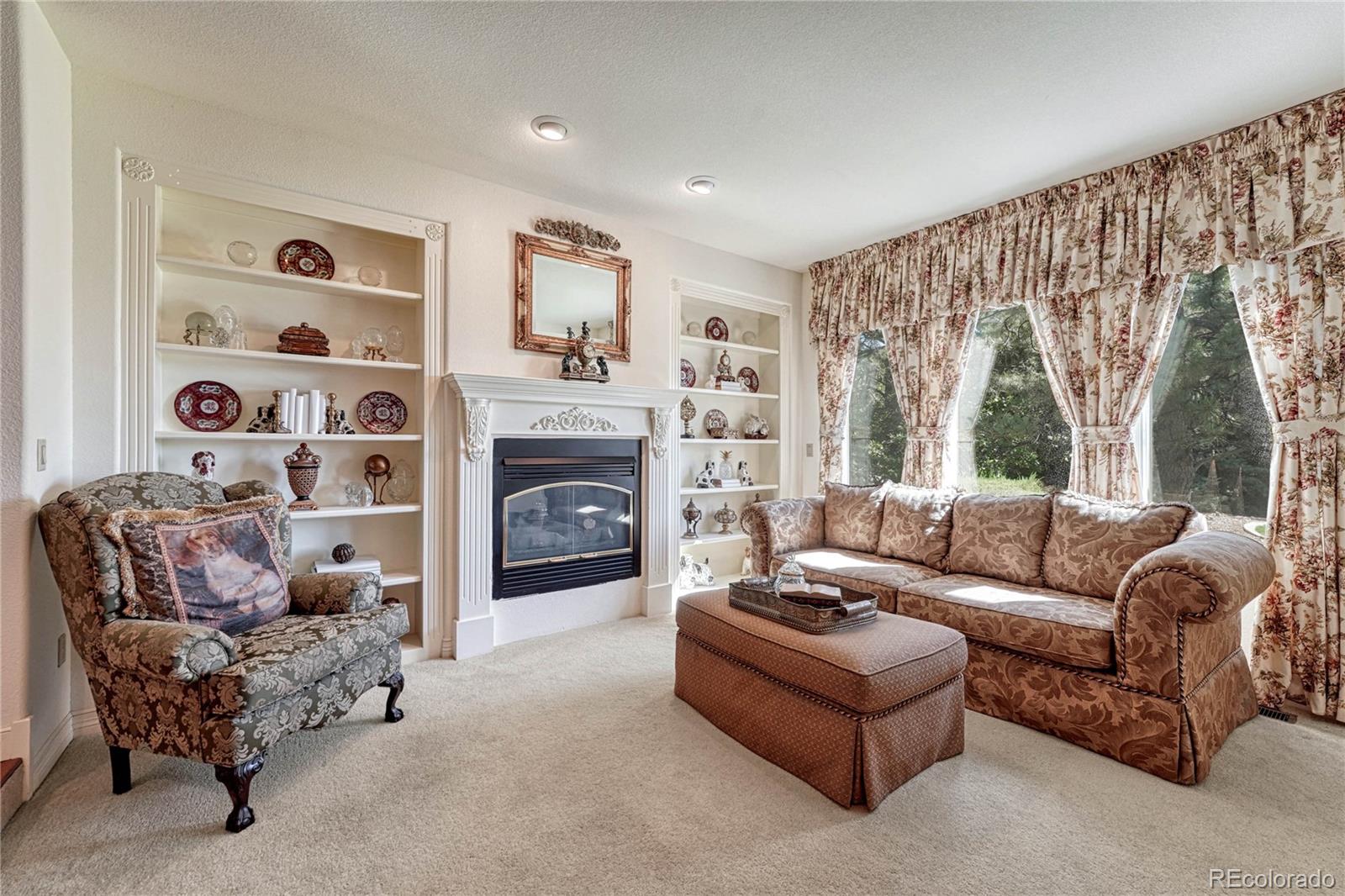 5189 Warbler Court