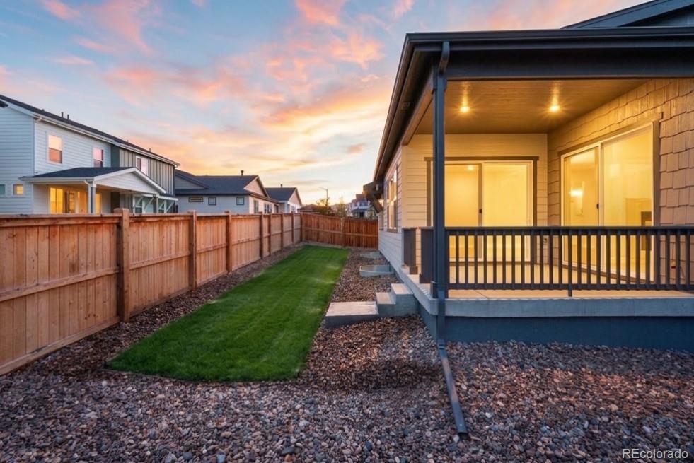 16656 W 93rd Place