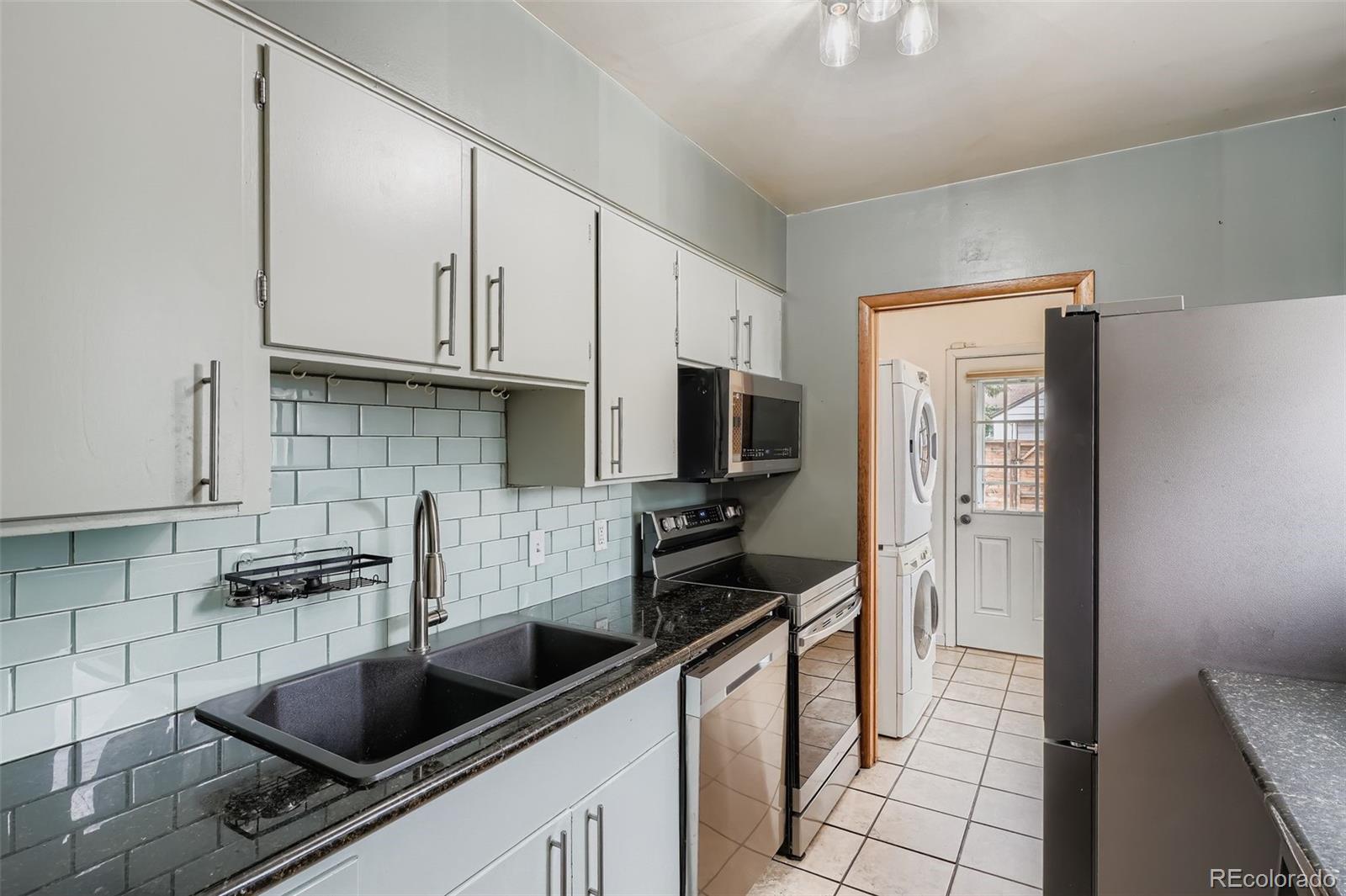 2537 S Logan Street, Denver, CO, 80210 4 2537 S Logan Street