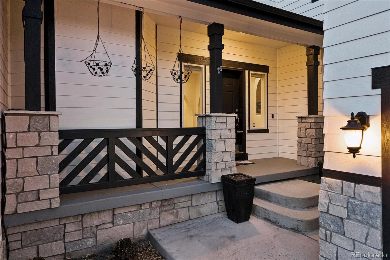 2861 Canyon Crest Drive