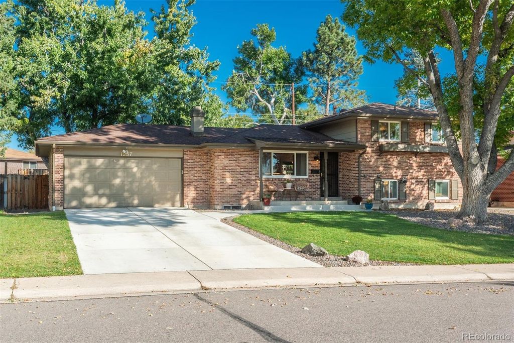 Photo of 1257 S Dover Way, Lakewood, CO 80232 (MLS # 2427580)