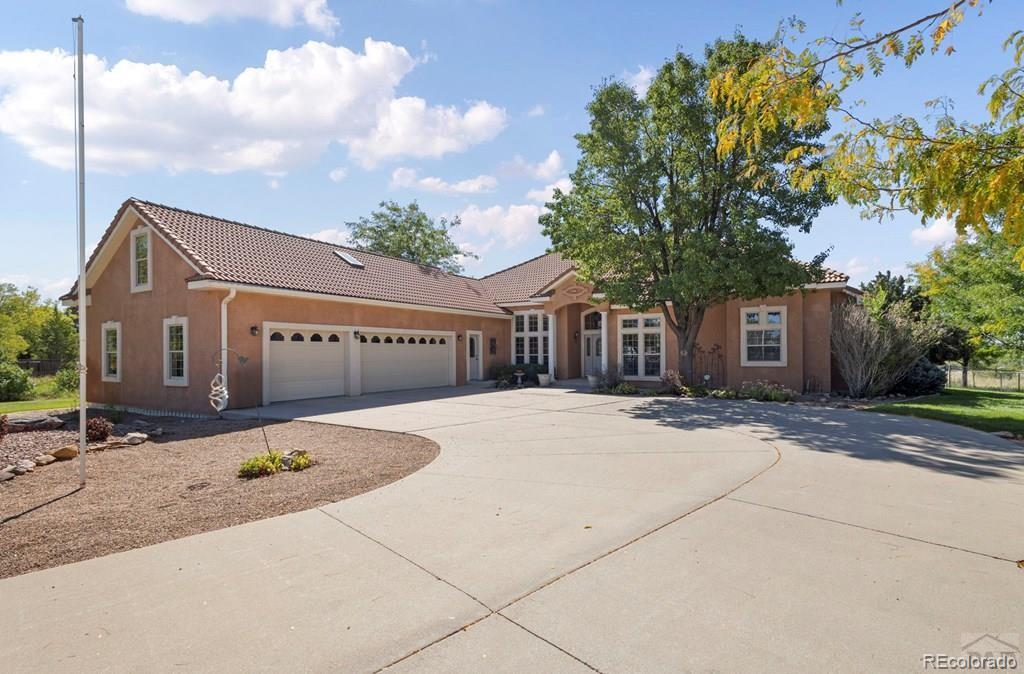 5 College Court