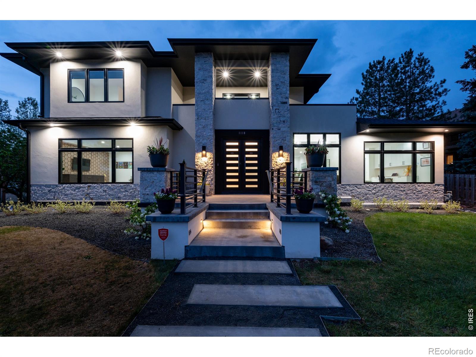 1118 Ravenwood Road