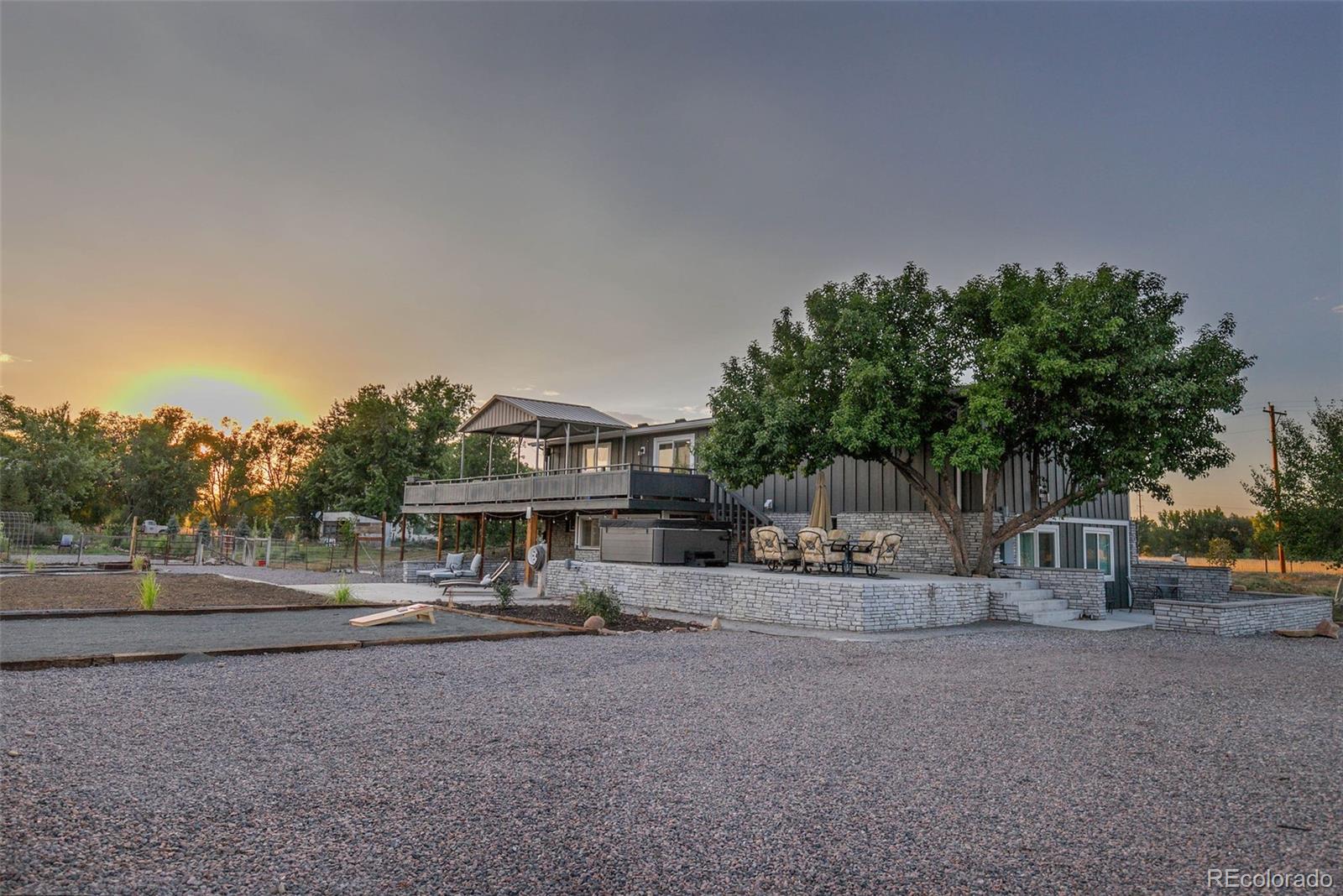 11724 Kenosha Road