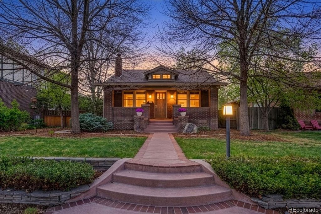 Photo of 2257 Ivanhoe Street, Denver, CO 80207 (MLS # 4908552)