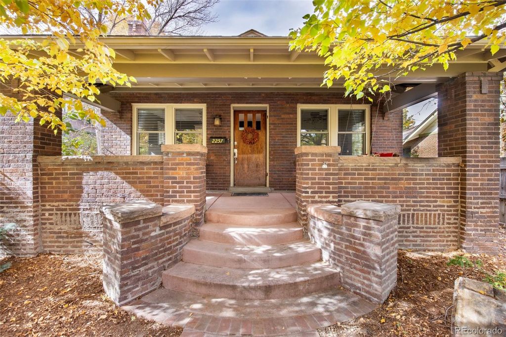 Photo of 2257 Ivanhoe Street, Denver, CO 80207 (MLS # 4908552)