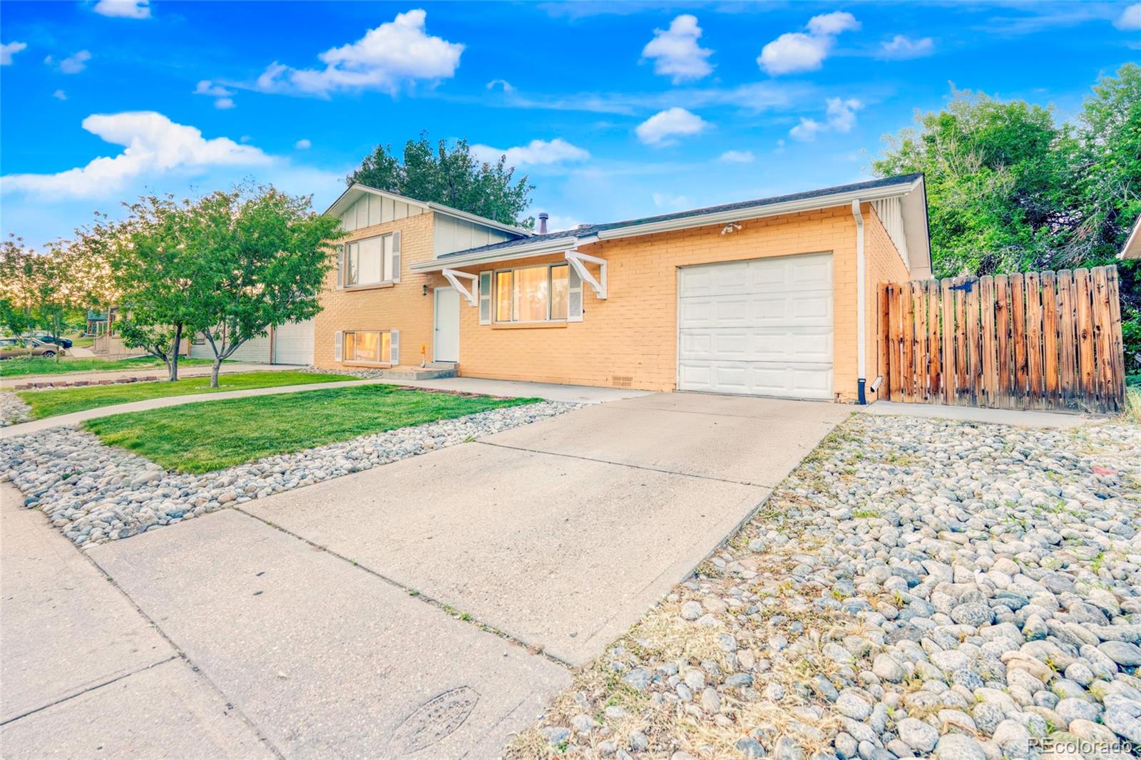 14595 Robins Drive