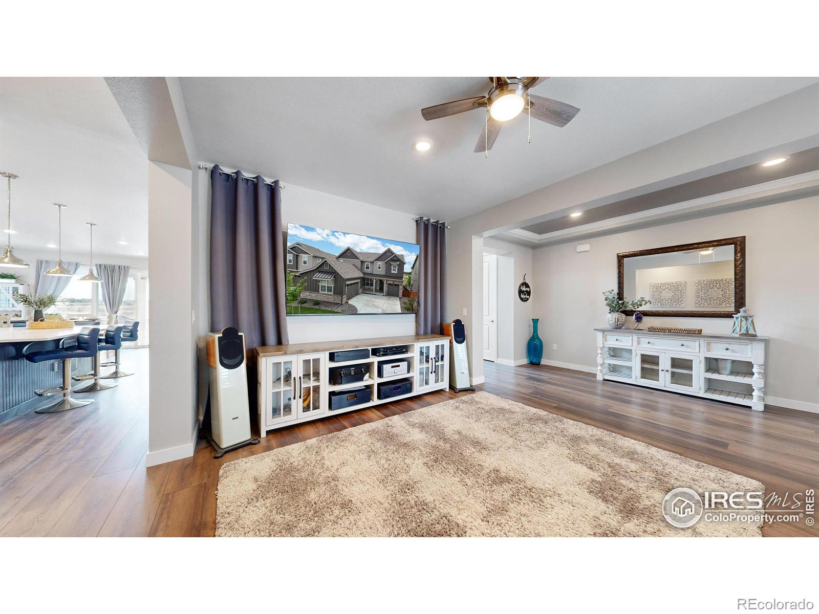 890 Meadowlark Drive