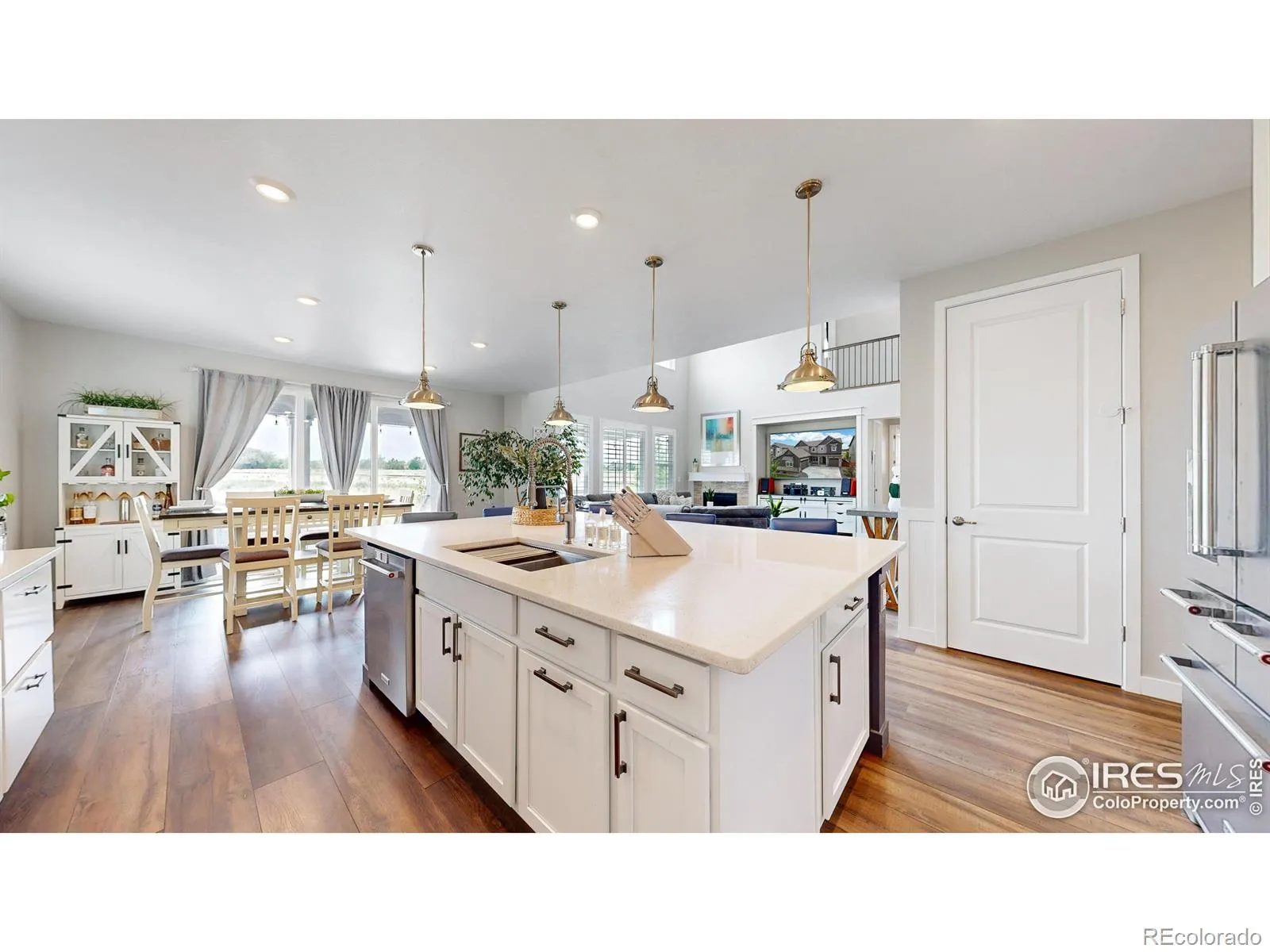 Erie, Colorado 80516, United States, 5 Bedrooms Bedrooms, ,4 BathroomsBathrooms,Residential,Active,85387