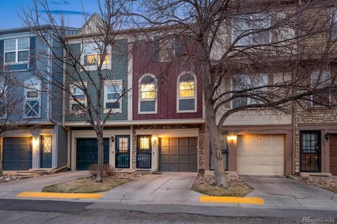 Photo of 922 S Paris Court, Aurora, CO 80012 (MLS # 3645021)