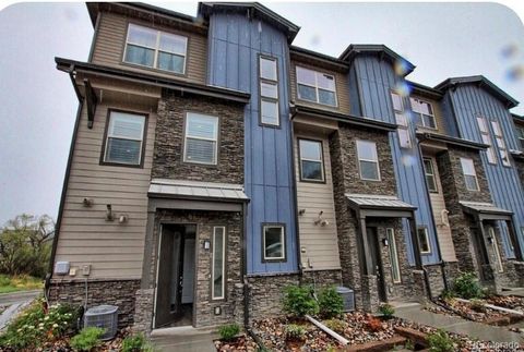 1025 S Gilbert Street E Castle Rock CO 80104