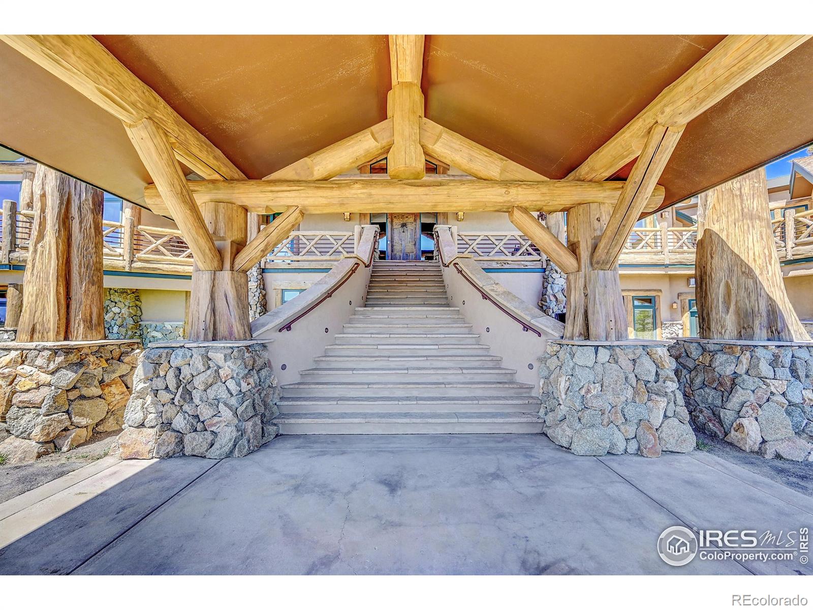 6553 Sunshine Canyon Drive