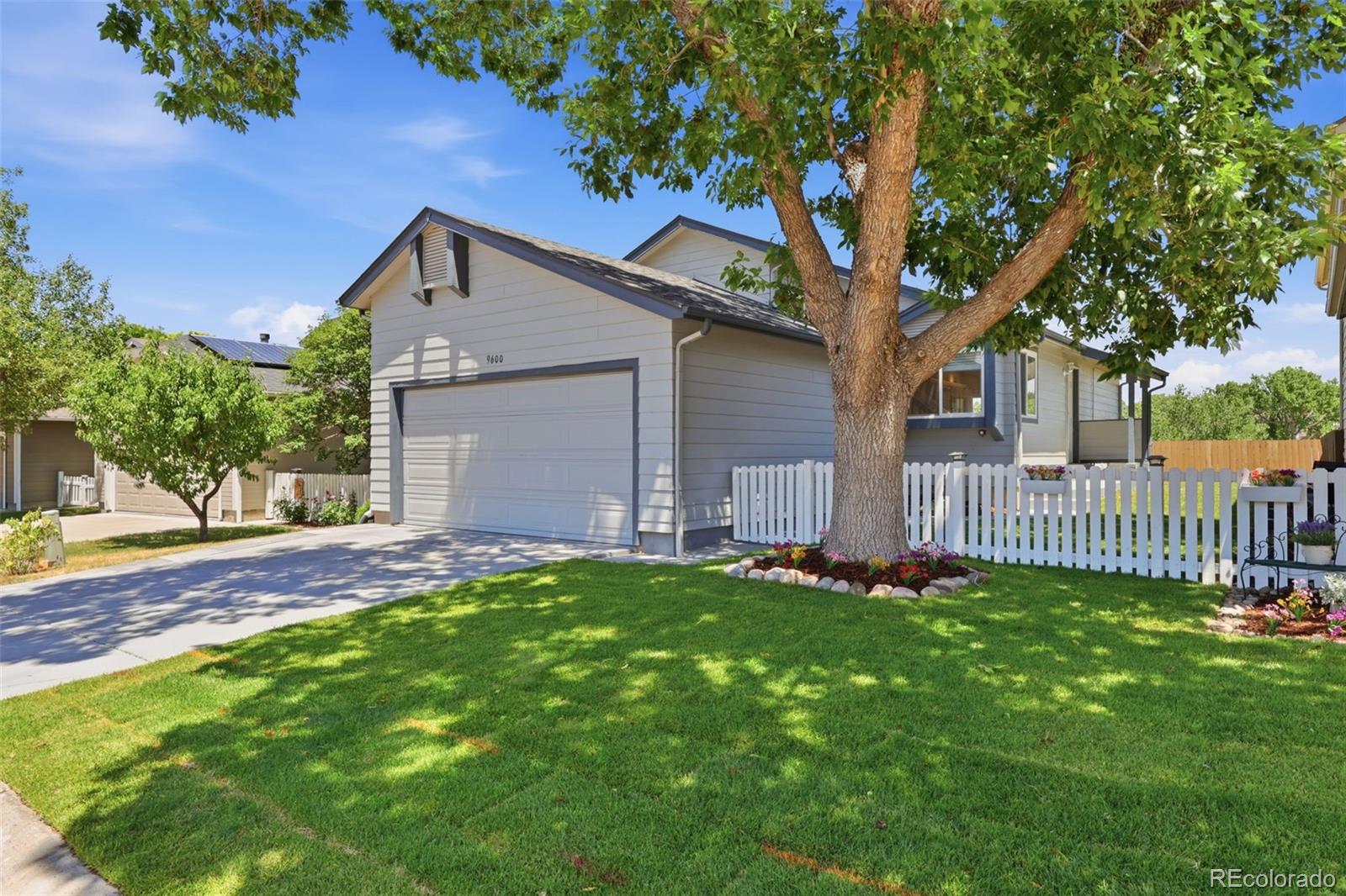 Photo 1 of 29 — 9600 Pendleton Drive, Highlands Ranch, CO 80126