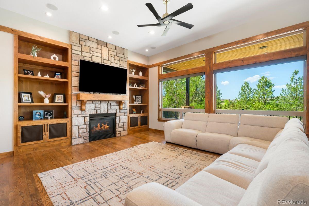 5415 Moonlight Way