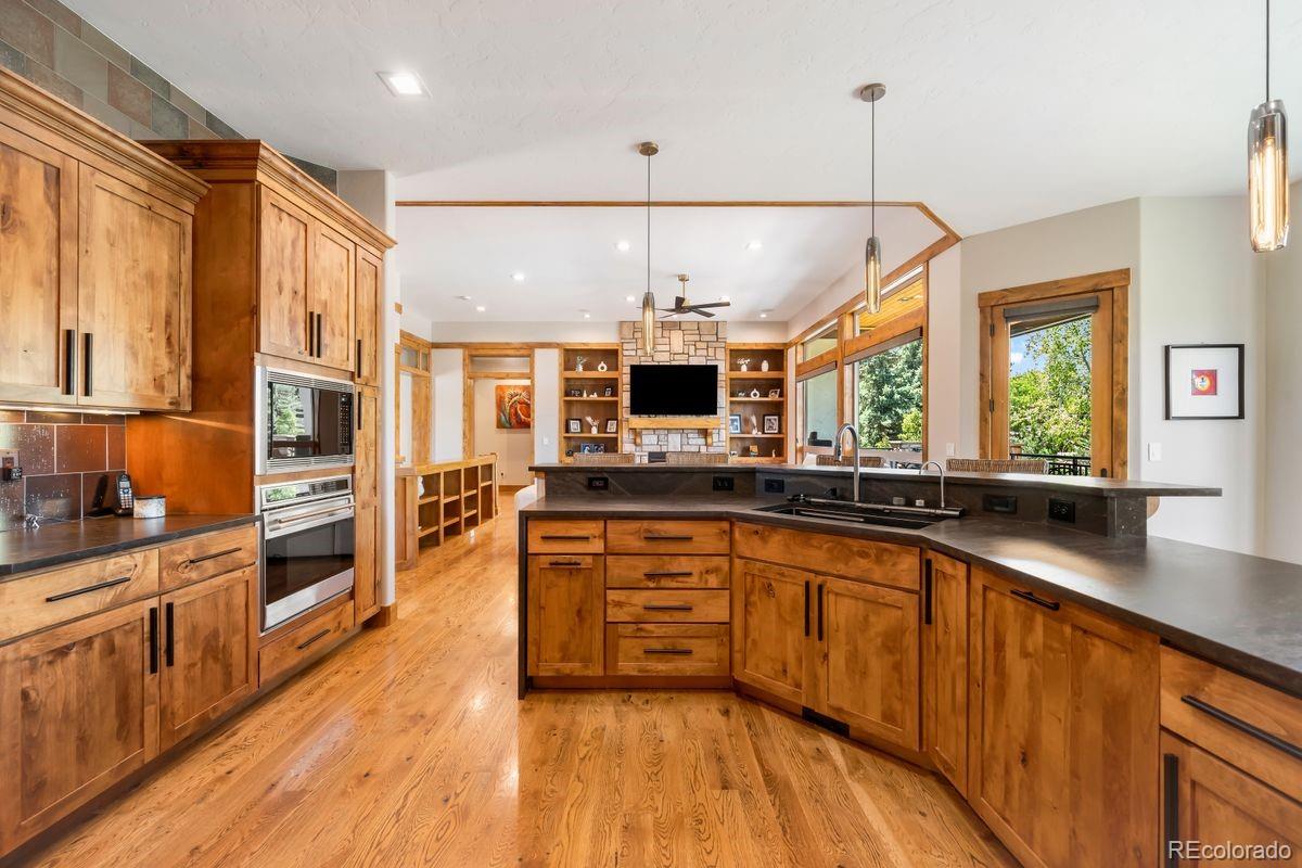 5415 Moonlight Way