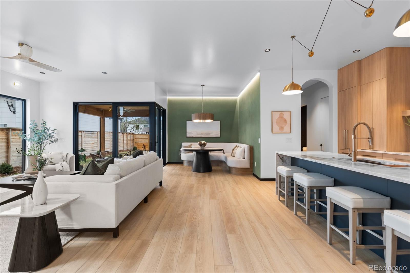 1525 S Milwaukee Street