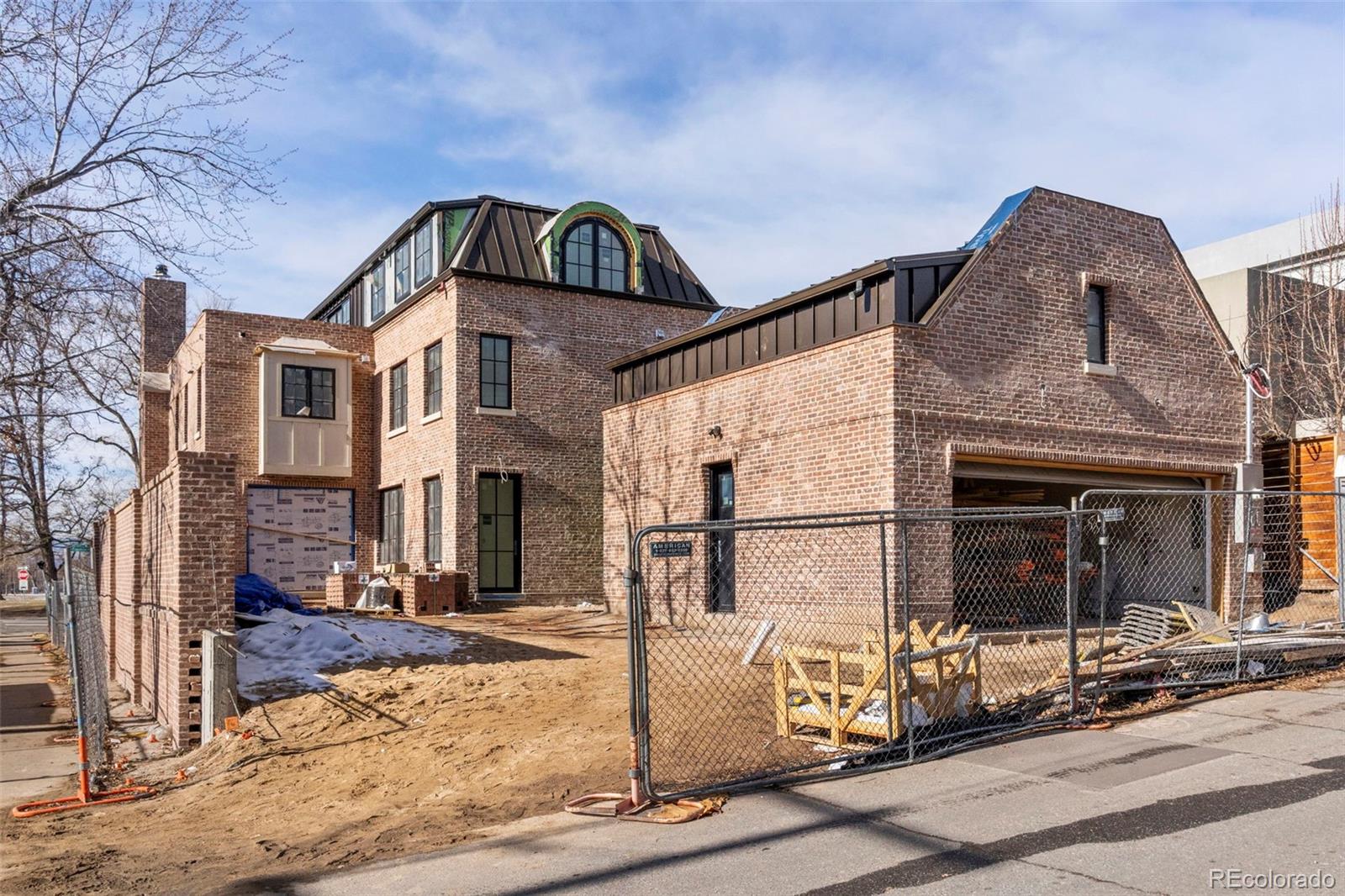 888 S Franklin Street